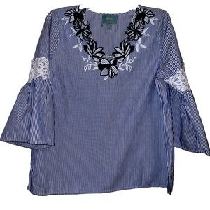 Women's Skies are Blue Bell Sleeves Blouse Shirt Size Large Striped Blue White